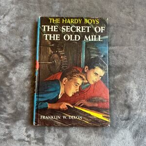 Vintage Hardy Boys Mystery Hardcover Book Secret Old Mill Franklin Dixon 1962